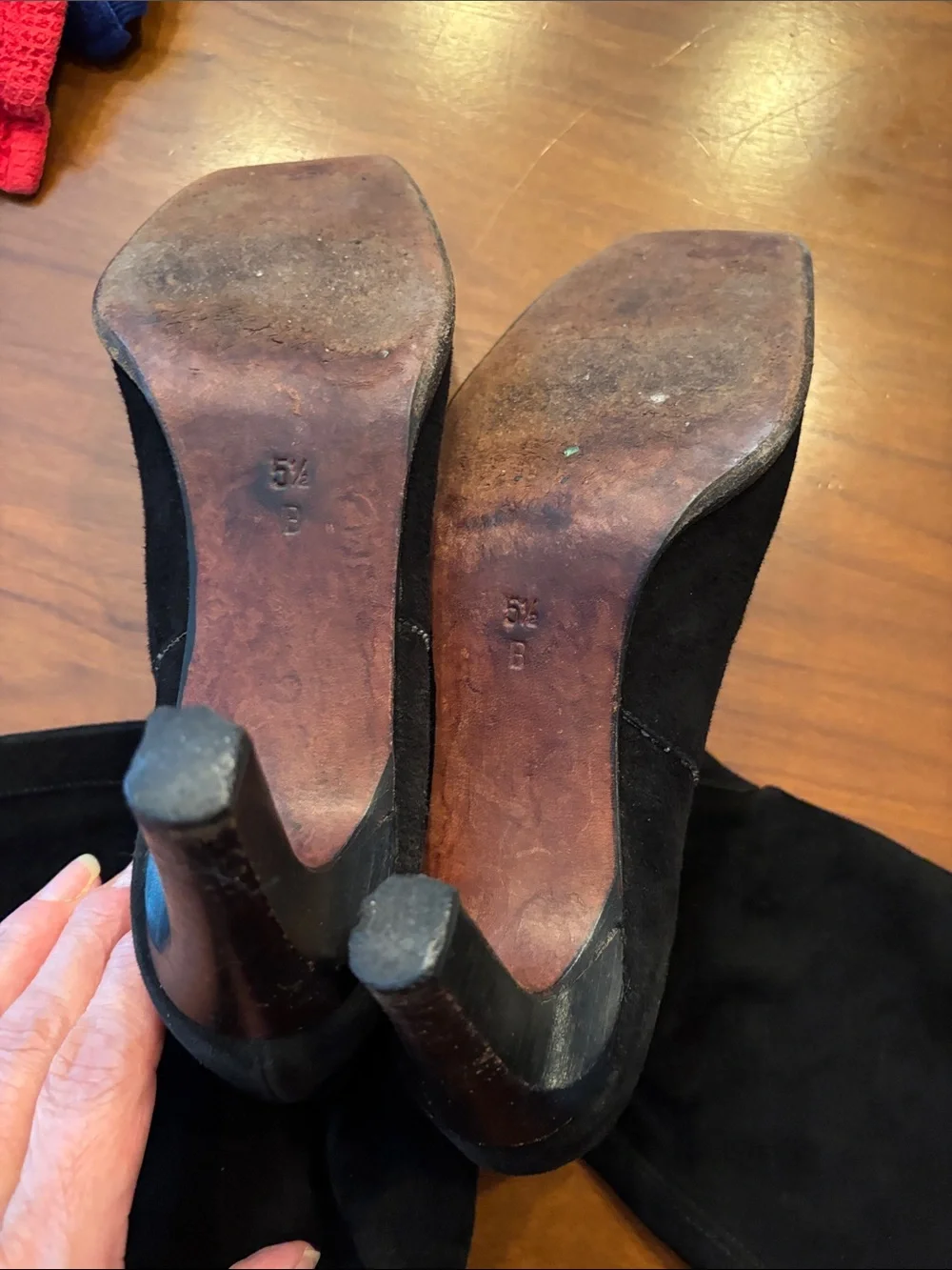 Vintage 90s Cole Hahn Women's Black Suede Mid-Heel Boots Size 5.5
